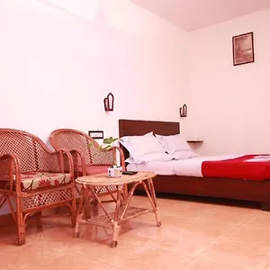 Rays Hotel